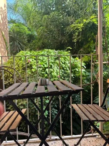 La terrazza affacciata sul giardino interno